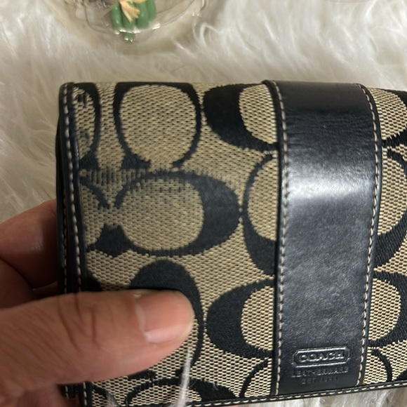Coach‎ y2k signature C wallet 2 compartment inside zip card holder *callouts* - Picture 9 of 10